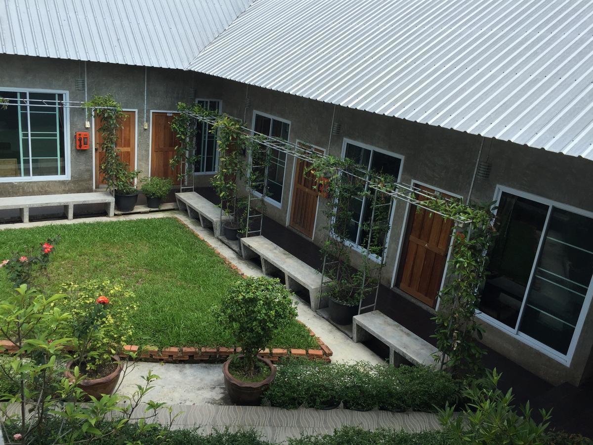 Zan Pla Nade Guesthouse Chiang Rai Exterior foto