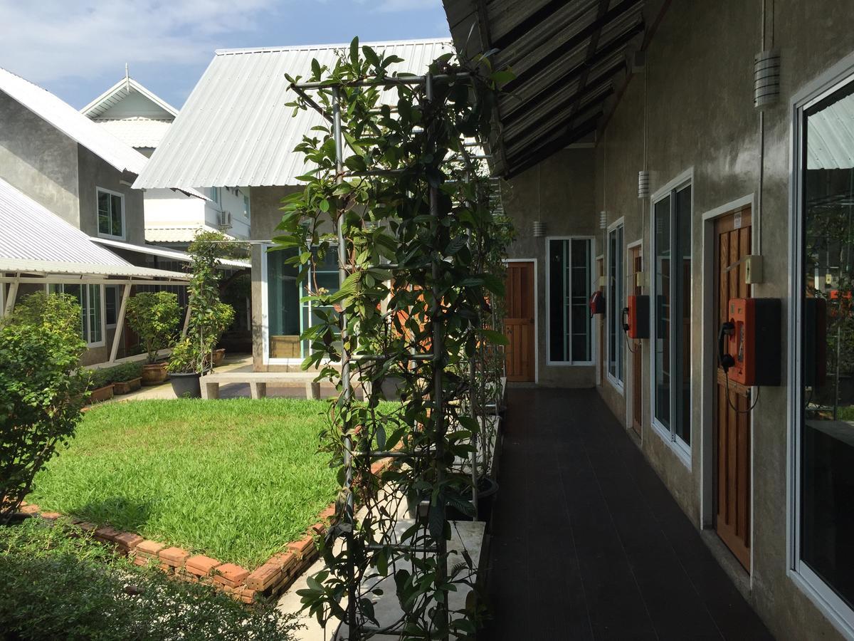 Zan Pla Nade Guesthouse Chiang Rai Exterior foto